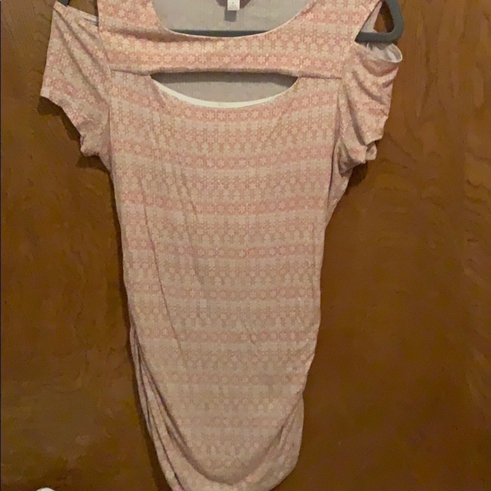 Pink cut out shoulder top